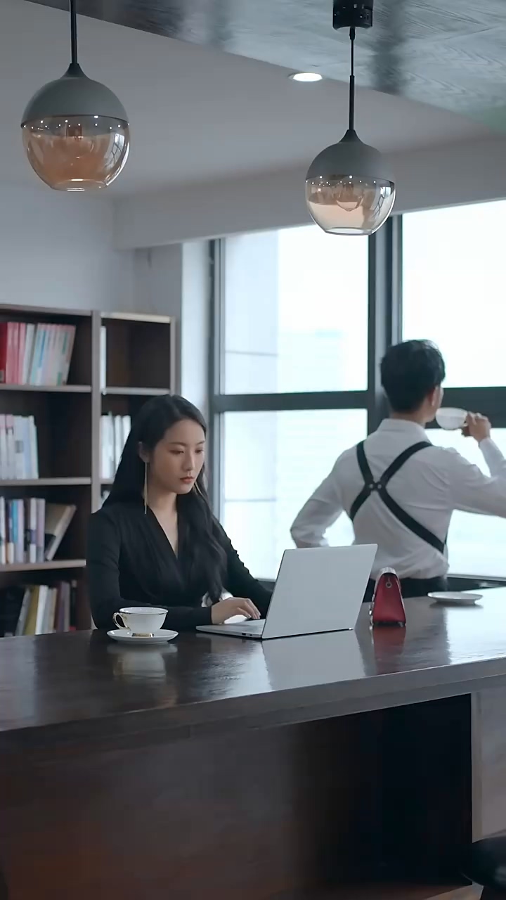 女总裁的神豪女婿 第04集