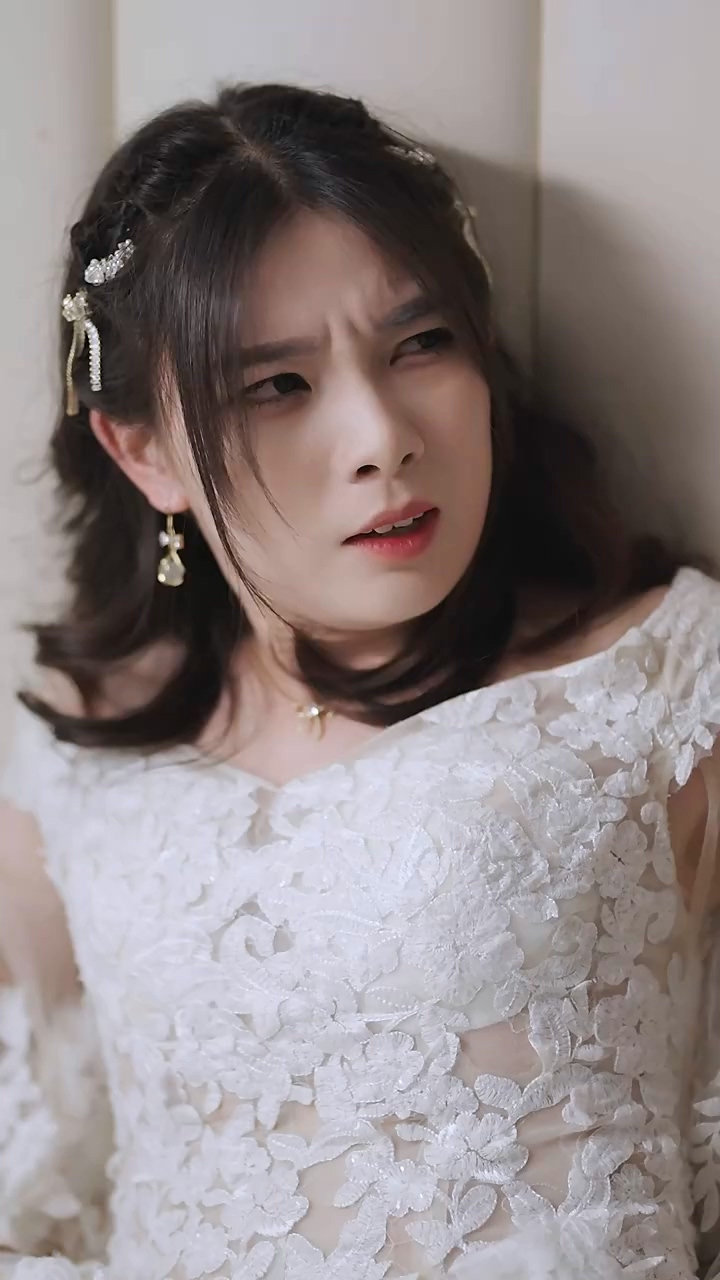 墨少，夫人她又逃了 第01集